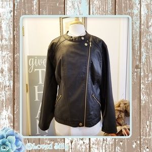 EUC Women's Black Faux Leather Jacket